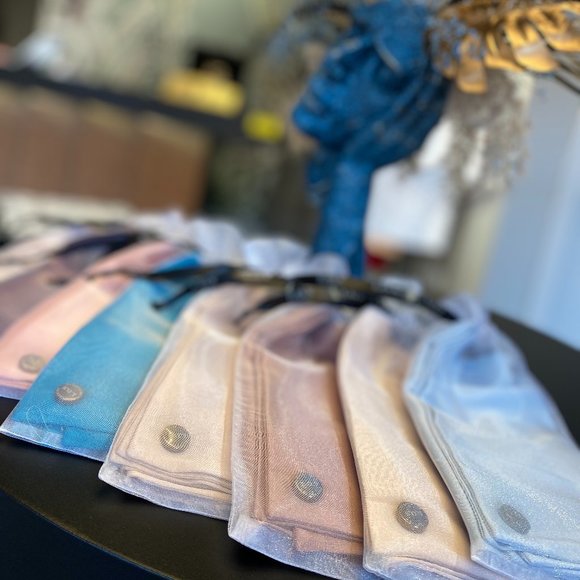 SILK SQUARE SCARF GOLD - Picture 6 of 7